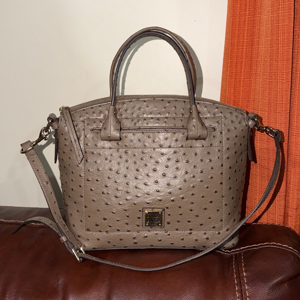 SOLD🔥🔥🔥Dooney & Bourke Ostrich Domed Grey Leather Satchel Handbag Shoulder Bag - Picture 2 of 13